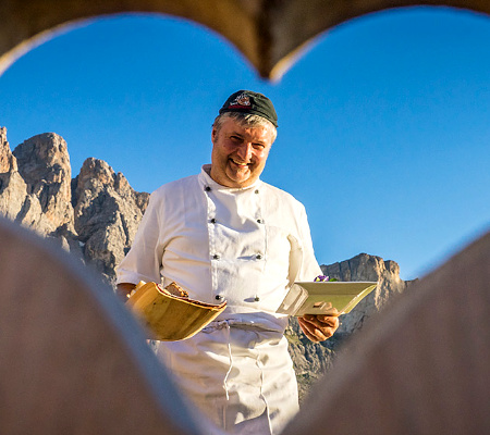 Easy excursion with gourmet lunch at the rifugio